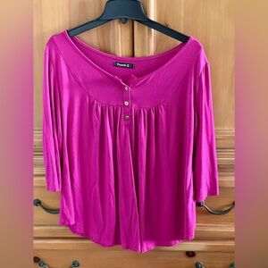 Ladies Size Large Thanh Pink Pullover with 3/4 Length Sleeves